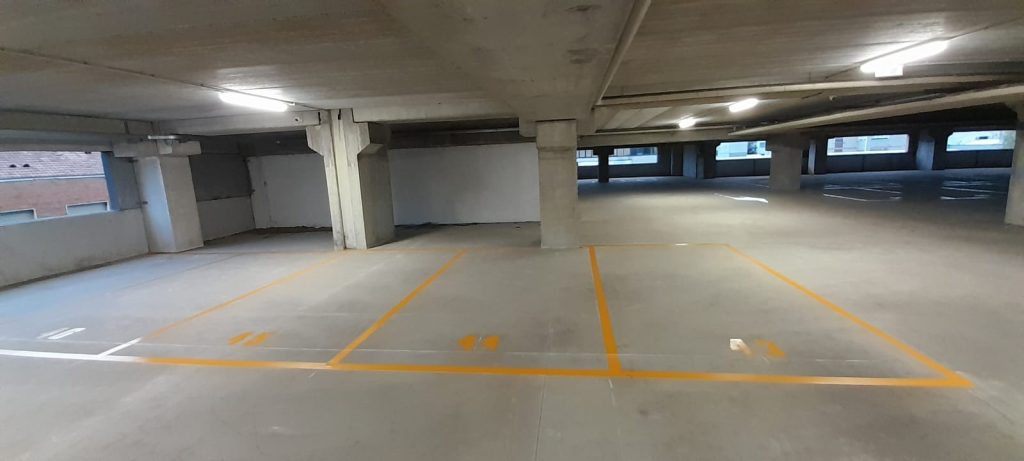 parcheggio auto cusano milanino