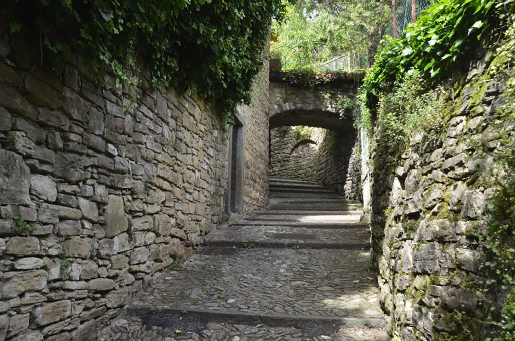 scale bergamo alta