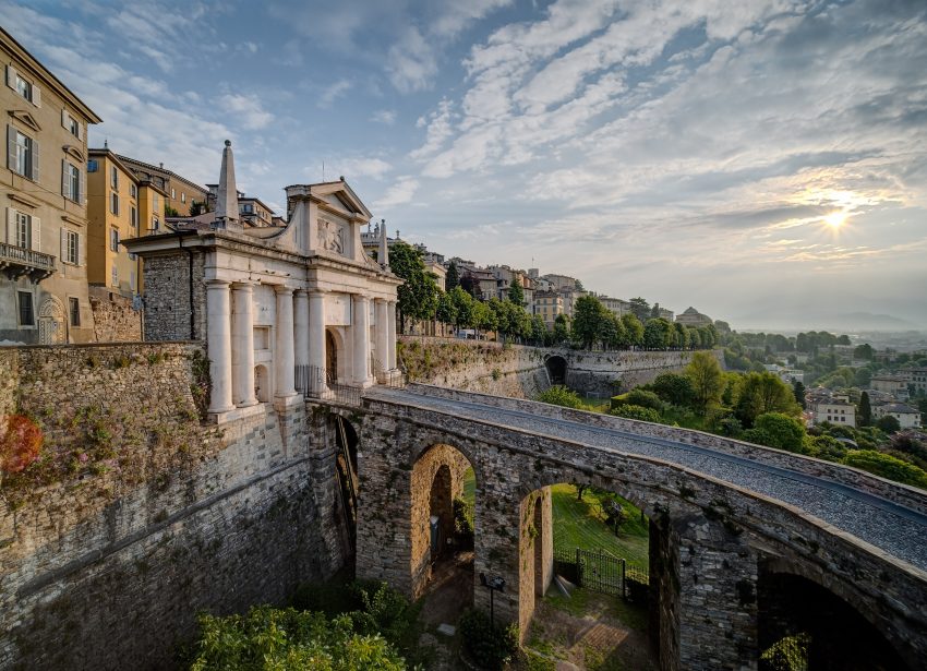 Porta San Giacomo