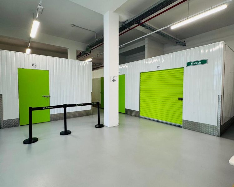 Corridoio piuspazio self storage monza brianza